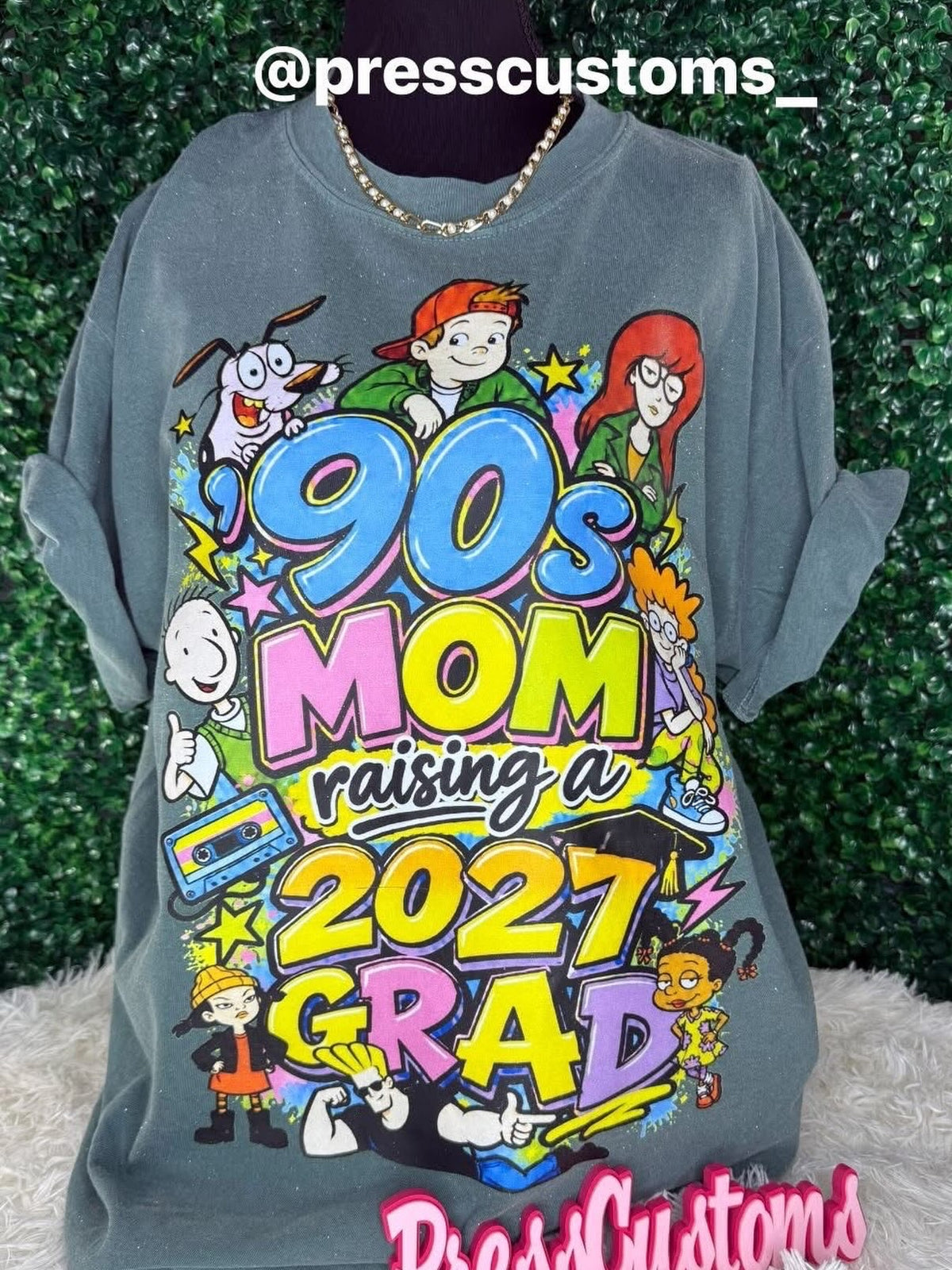 90s mom raising a 2027 Grad