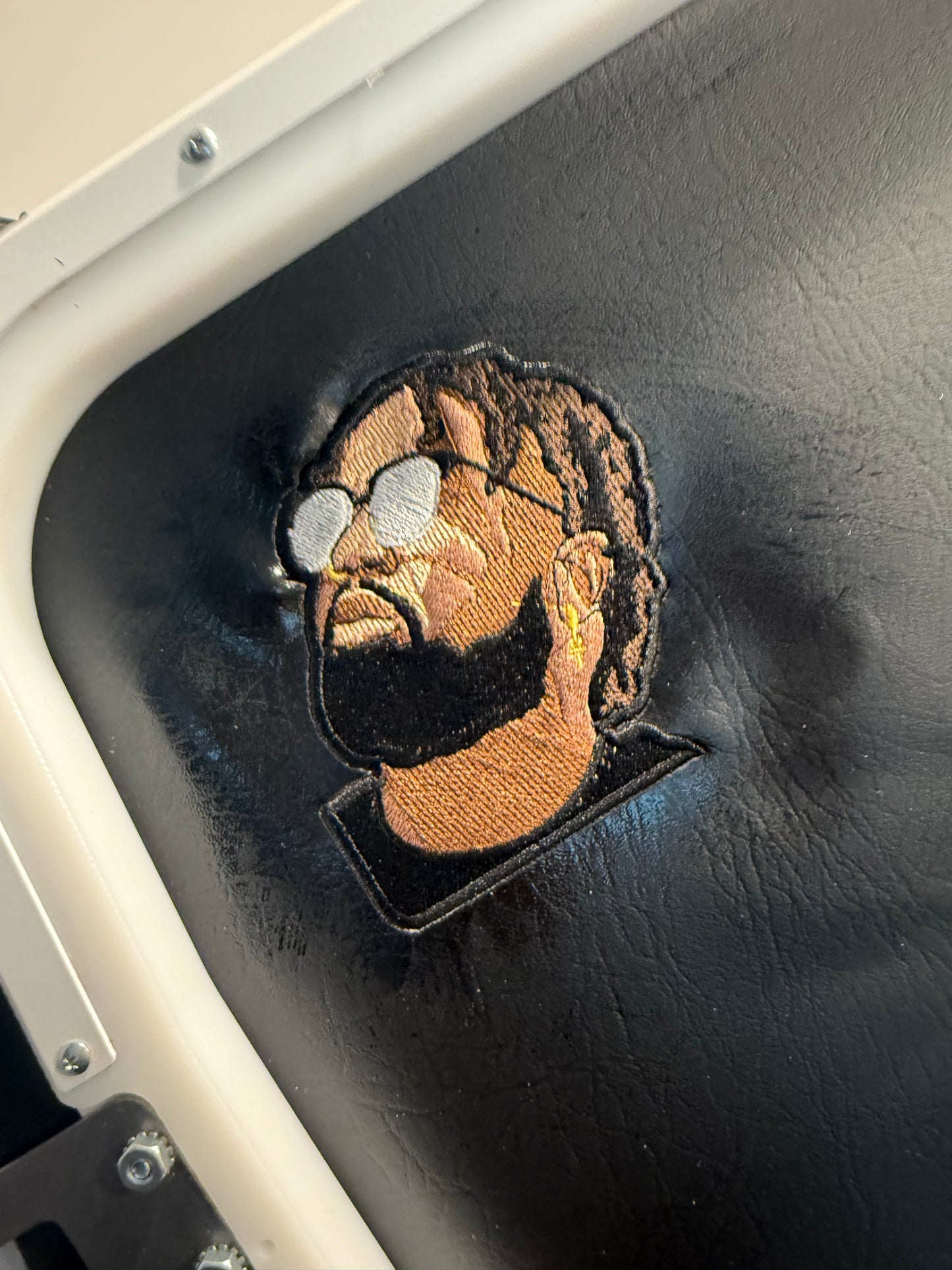 PORTRAIT EMBRODERY