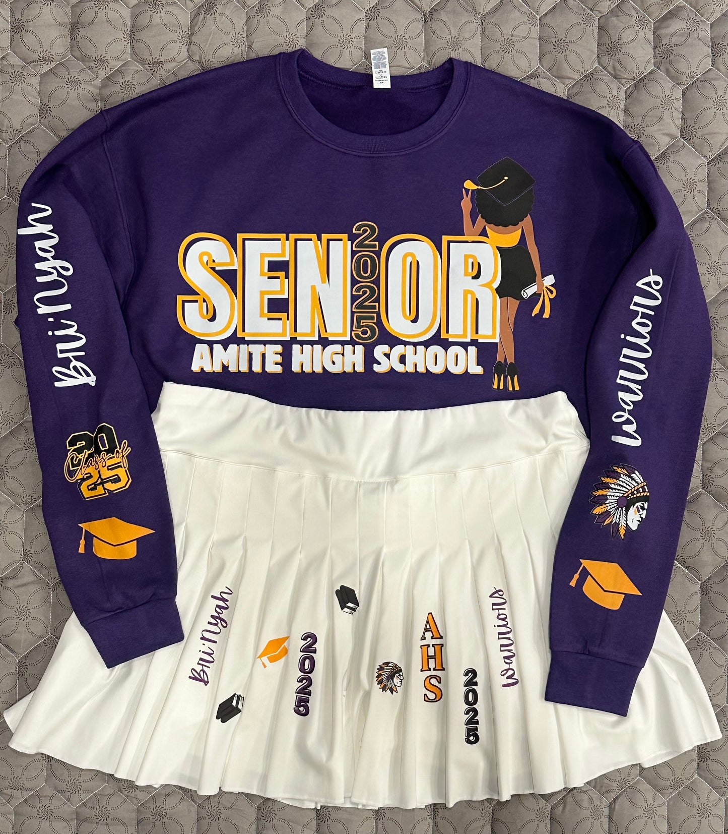 Graduation sweatshirt (ONLY)