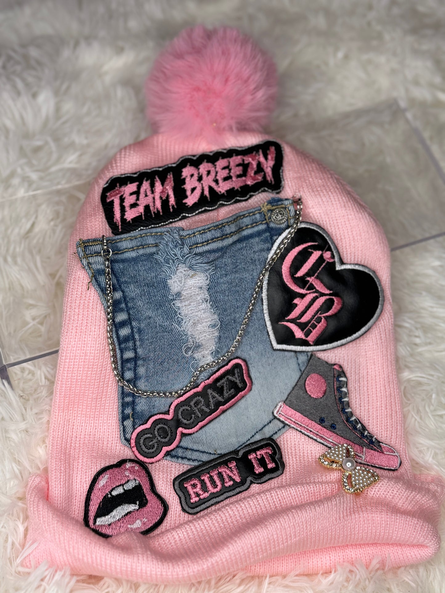PINK BREEZY BEANIE