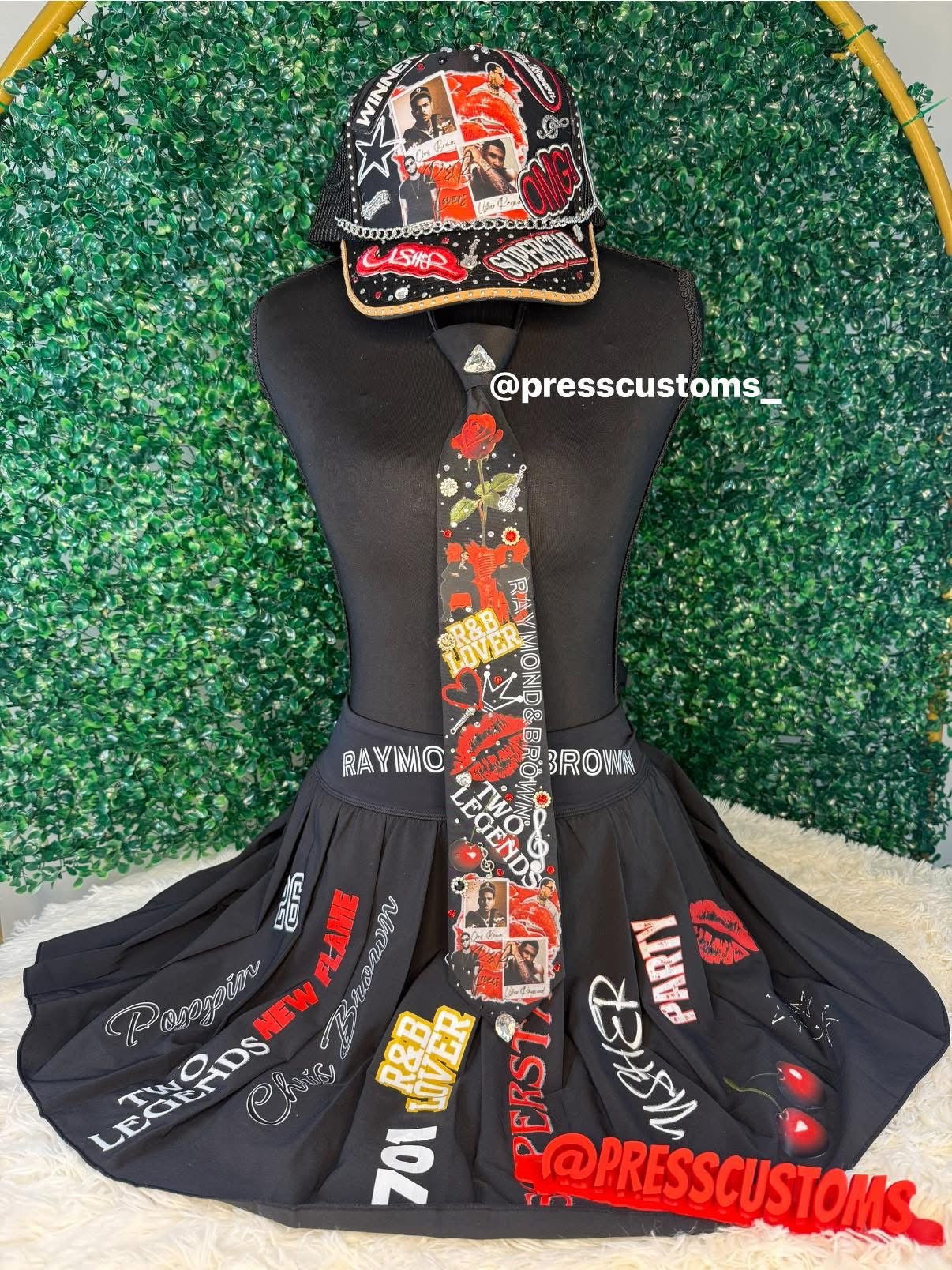 RAYMOND AND BROWN  TOUR SKIRT usher and chris brown